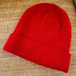 Red beanie / toboggan / hat, gently used
